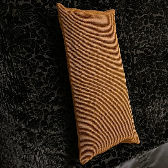 Ottoman pillow
